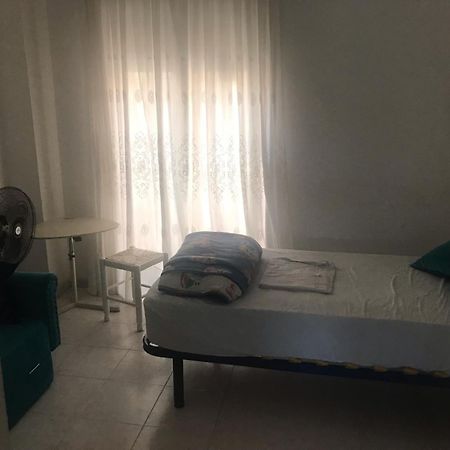Malaga Habitacion En Apartamento Carlos Haya 아파트 외부 사진