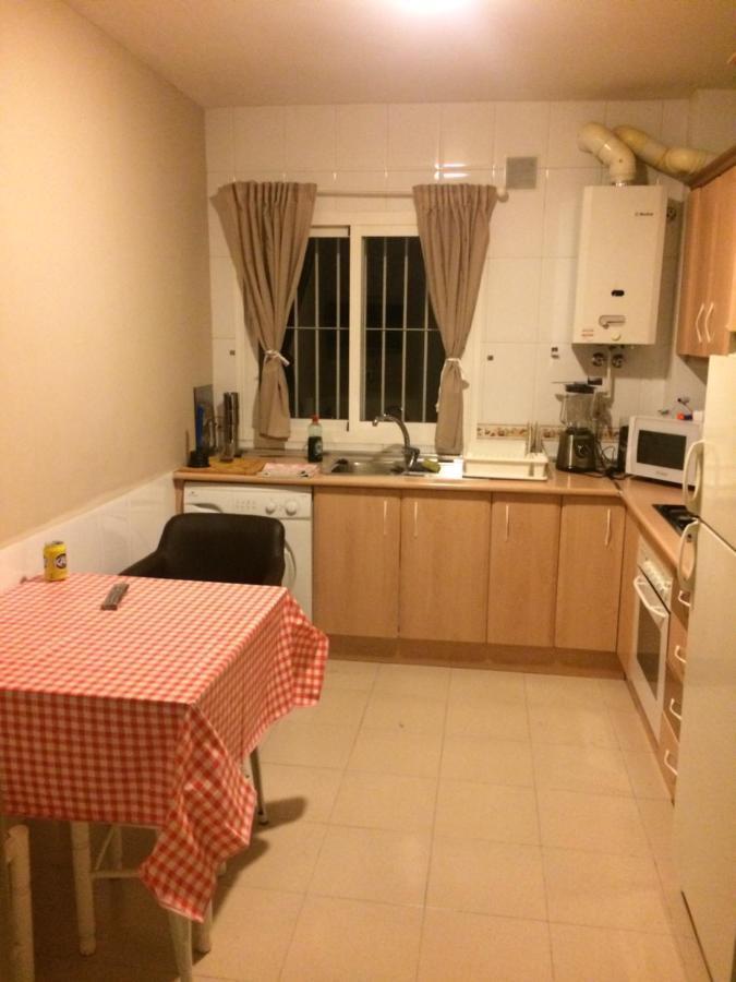 Malaga Habitacion En Apartamento Carlos Haya 아파트 외부 사진
