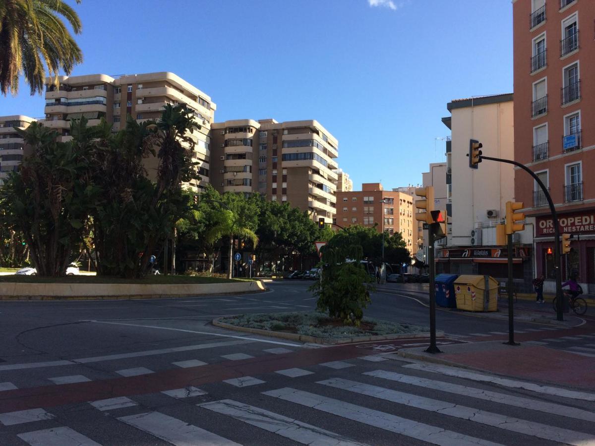 Malaga Habitacion En Apartamento Carlos Haya 아파트 외부 사진